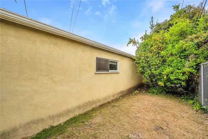 1744 Amherst Avenue, Los Angeles, California 90025