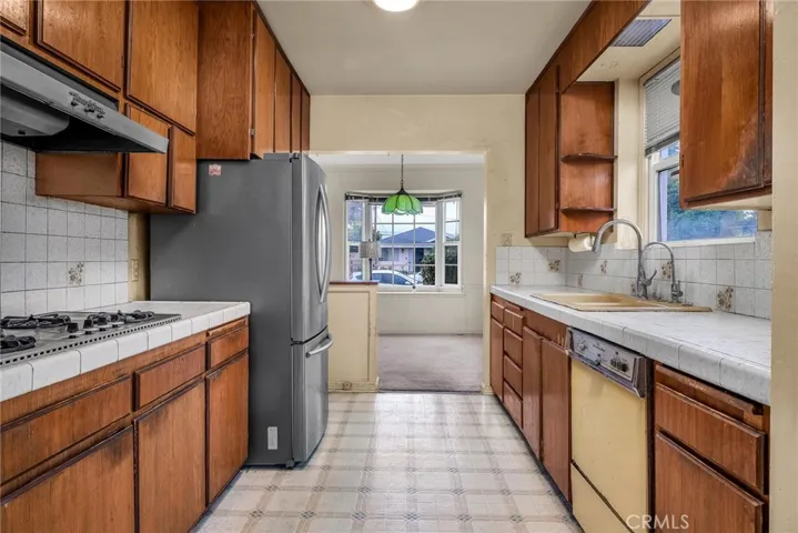 1744 Amherst Avenue, Los Angeles, California 90025