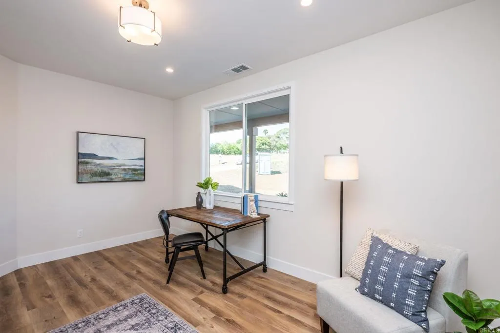 1904 Grey Rabbit Hollow Lane, Fallbrook, California 92028 home-pic-36