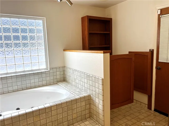 2819 Tenaya Drive, Merced, California 95340