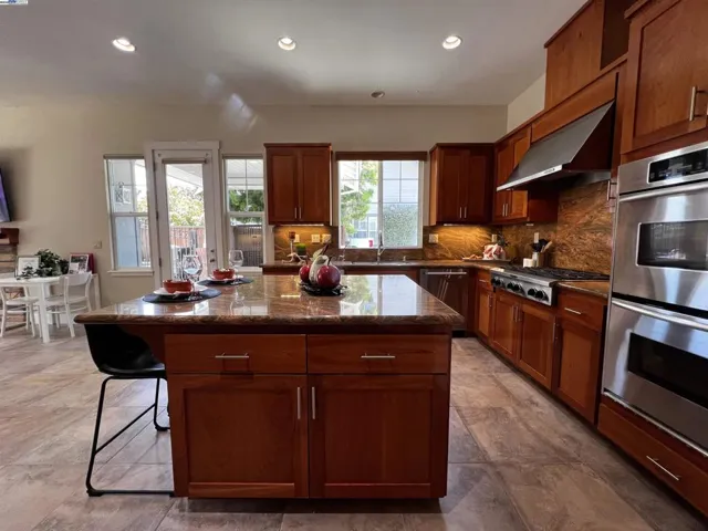 2344 Treadwell St, Livermore, California 94550