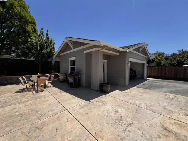 2344 Treadwell St, Livermore, California 94550