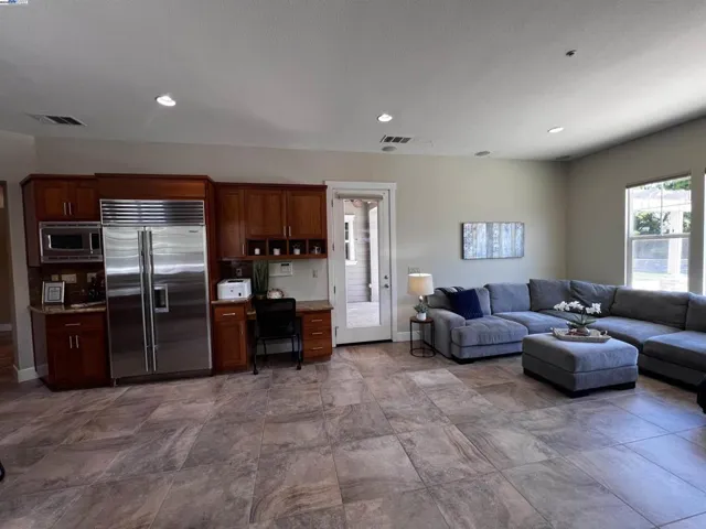 2344 Treadwell St, Livermore, California 94550