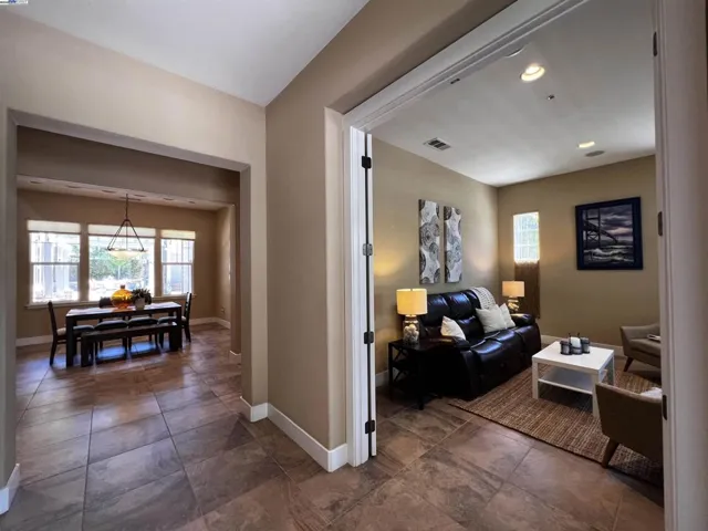2344 Treadwell St, Livermore, California 94550