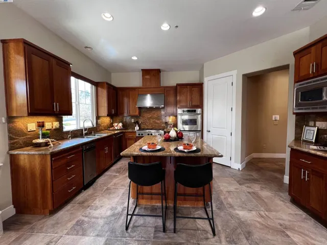 2344 Treadwell St, Livermore, California 94550