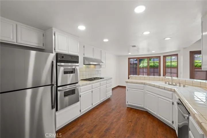 21 W Malaga Place, Manhattan Beach, California 90266