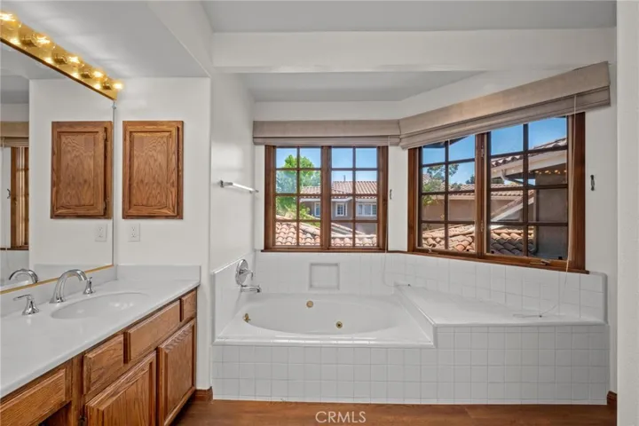 21 W Malaga Place, Manhattan Beach, California 90266