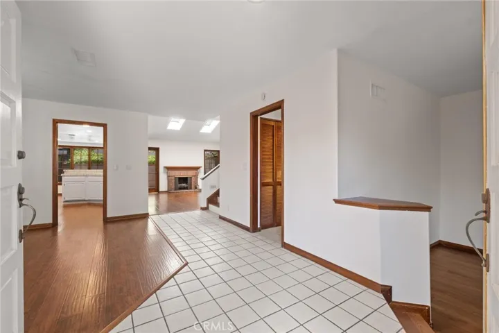 21 W Malaga Place, Manhattan Beach, California 90266