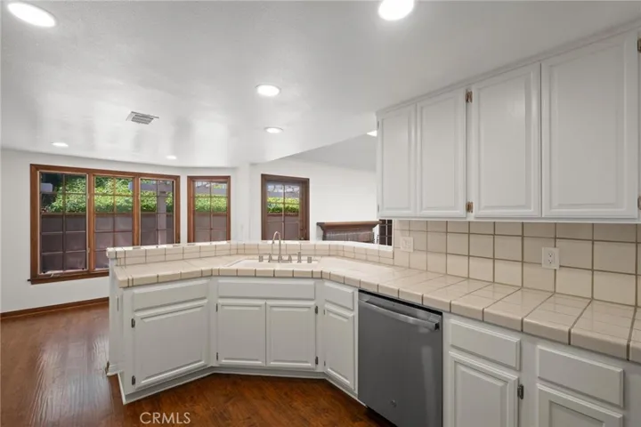 21 W Malaga Place, Manhattan Beach, California 90266