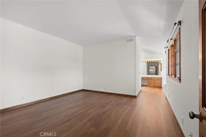 21 W Malaga Place, Manhattan Beach, California 90266