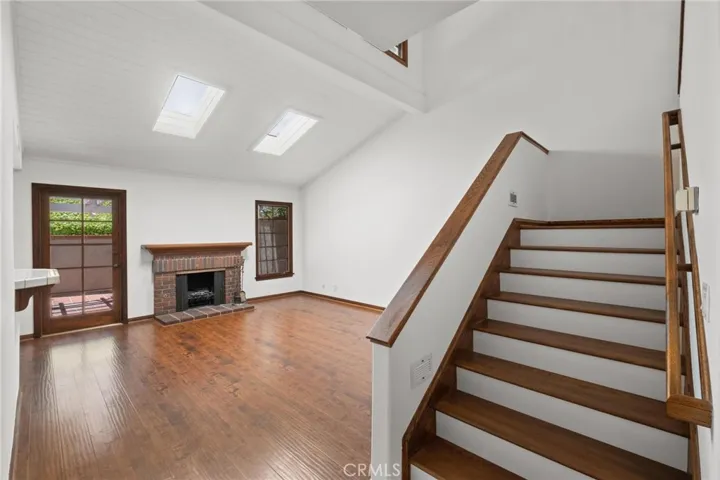 21 W Malaga Place, Manhattan Beach, California 90266