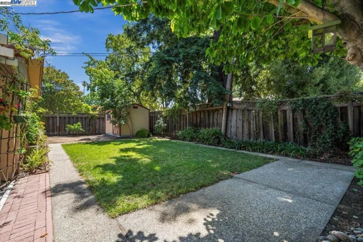 2432 Whitethorne, San Jose, California 95128