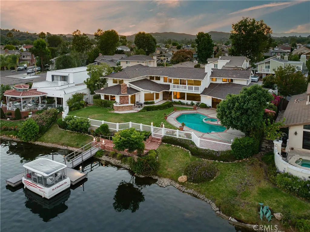 3924 Fairbreeze Circle, Westlake Village, California 91361 home-pic-41