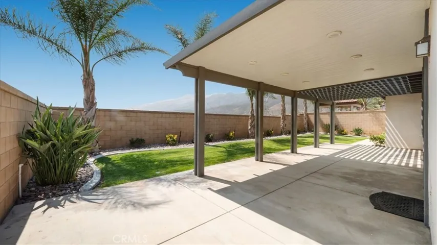 5120 Armendarez Lane, Fontana, California 92336