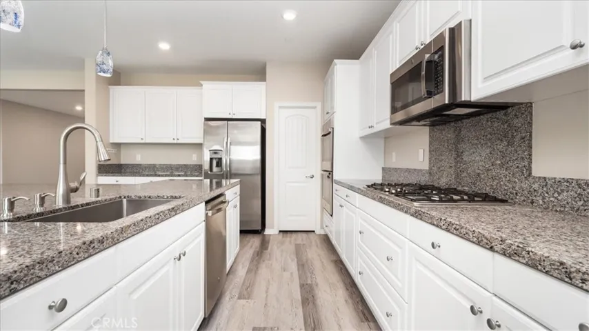 5120 Armendarez Lane, Fontana, California 92336
