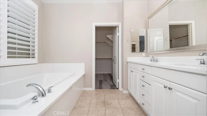 5120 Armendarez Lane, Fontana, California 92336