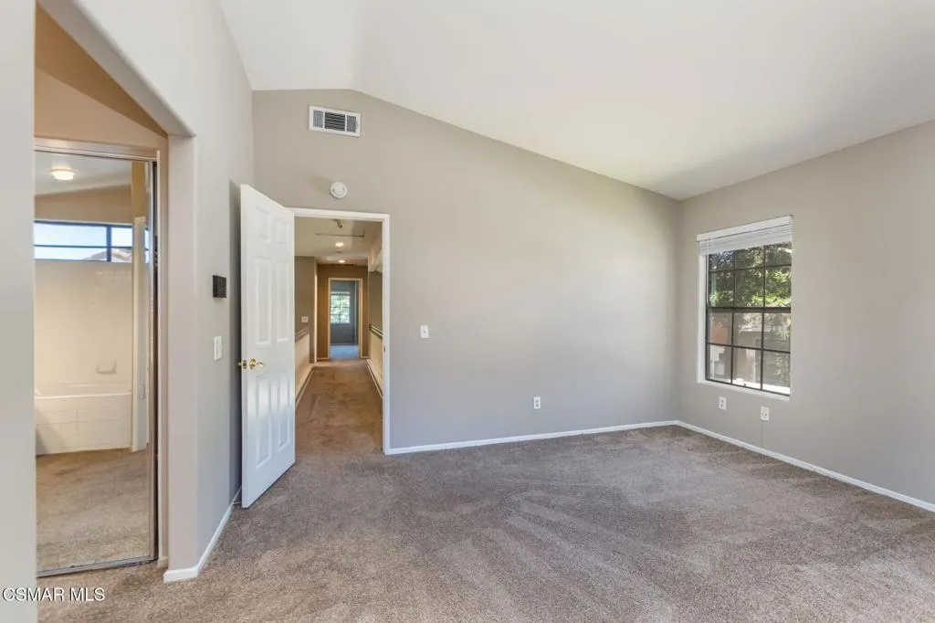 4826 Piedmont Drive, Oak Park, California 91377 home-pic-13