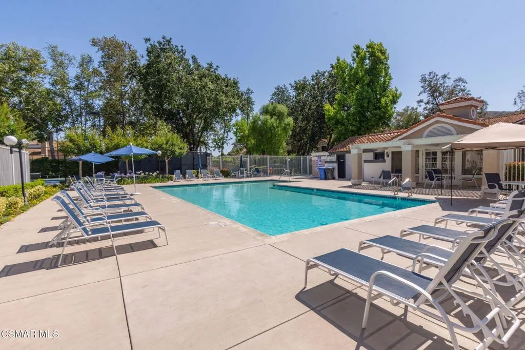 4826 Piedmont Drive, Oak Park, California 91377 home-pic-20