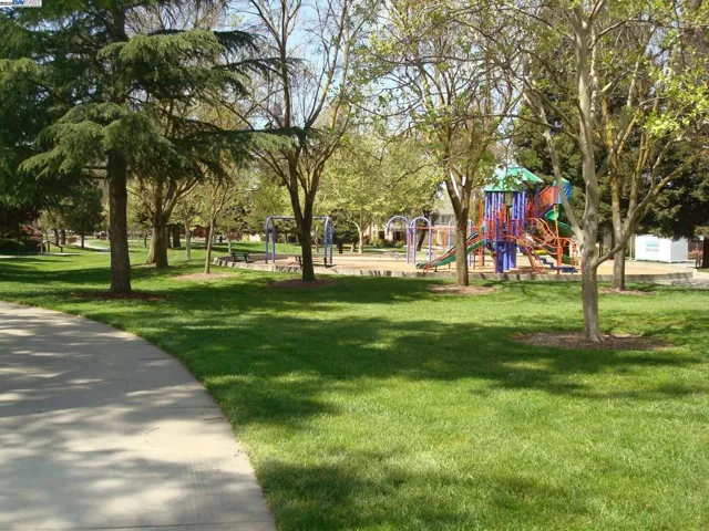 1411 Groth Cir, Pleasanton, California 94566