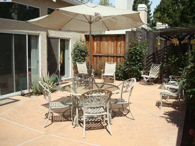 1411 Groth Cir, Pleasanton, California 94566