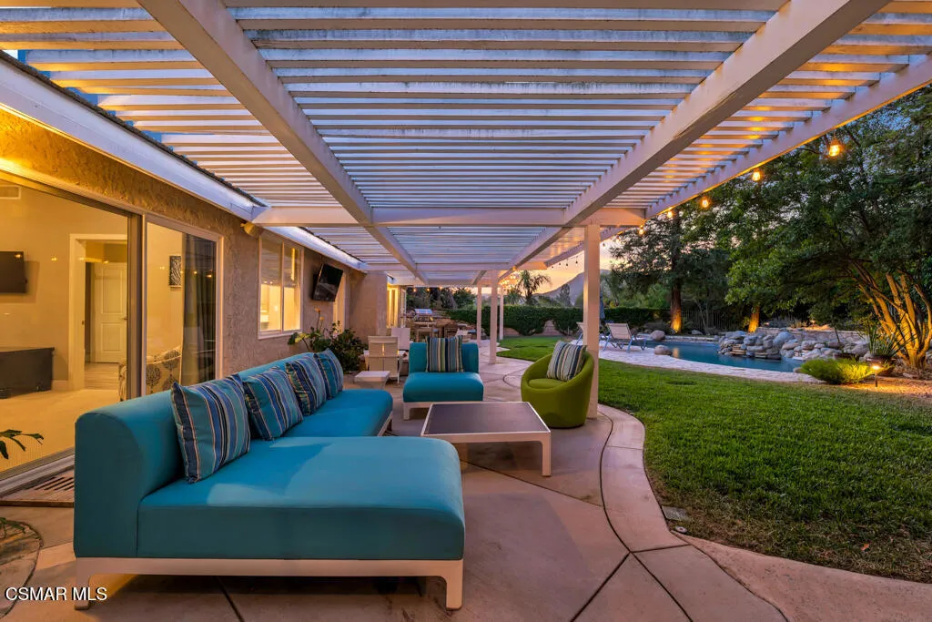 4953 Kilburn Court, Oak Park, California 91377 home-pic-61