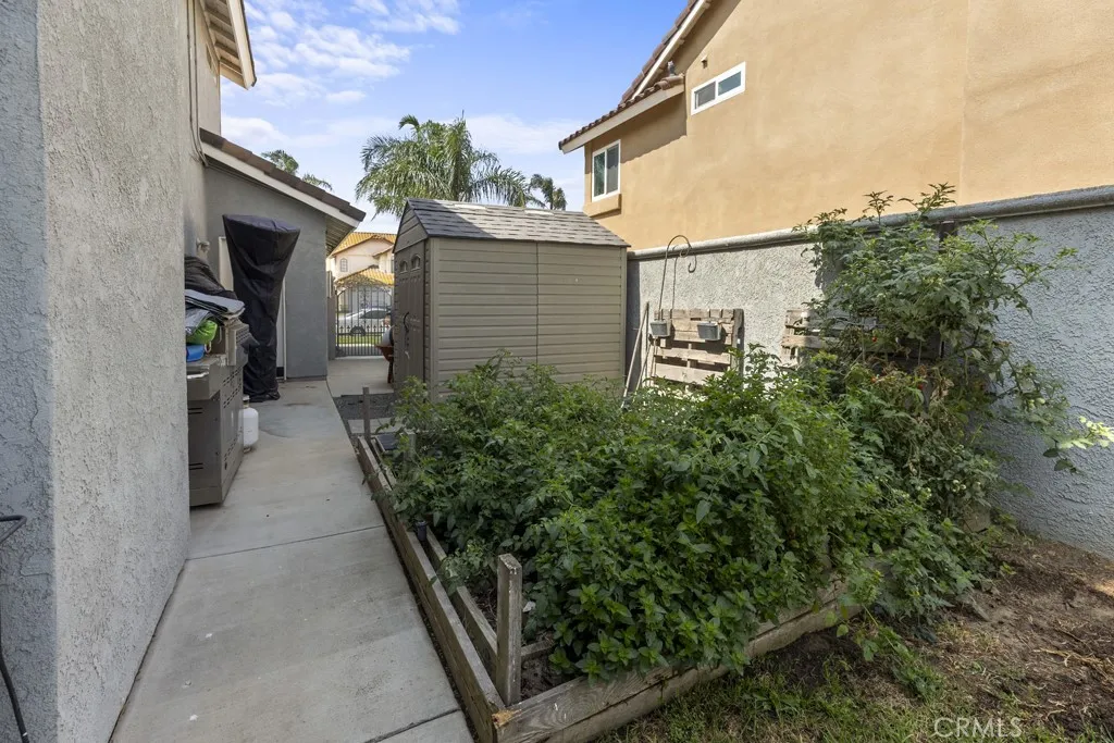 3025 Black Horse Drive, Ontario, California 91761 home-pic-56