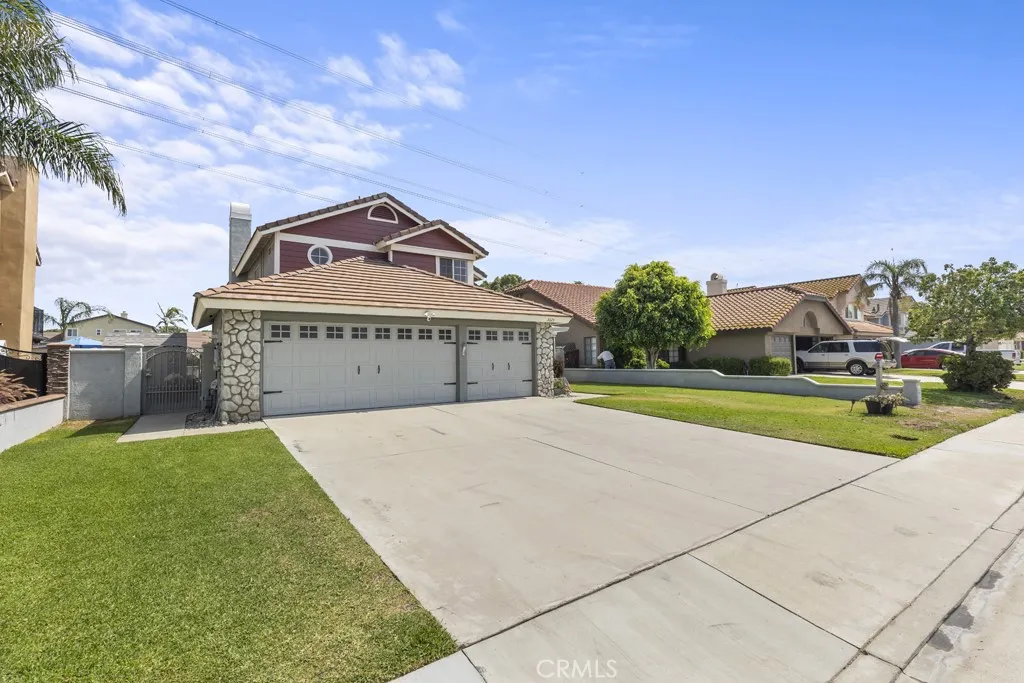 3025 Black Horse Drive, Ontario, California 91761 home-pic-50
