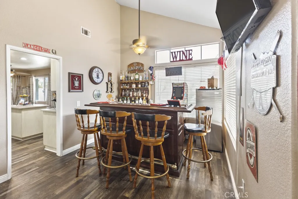 3025 Black Horse Drive, Ontario, California 91761 home-pic-6