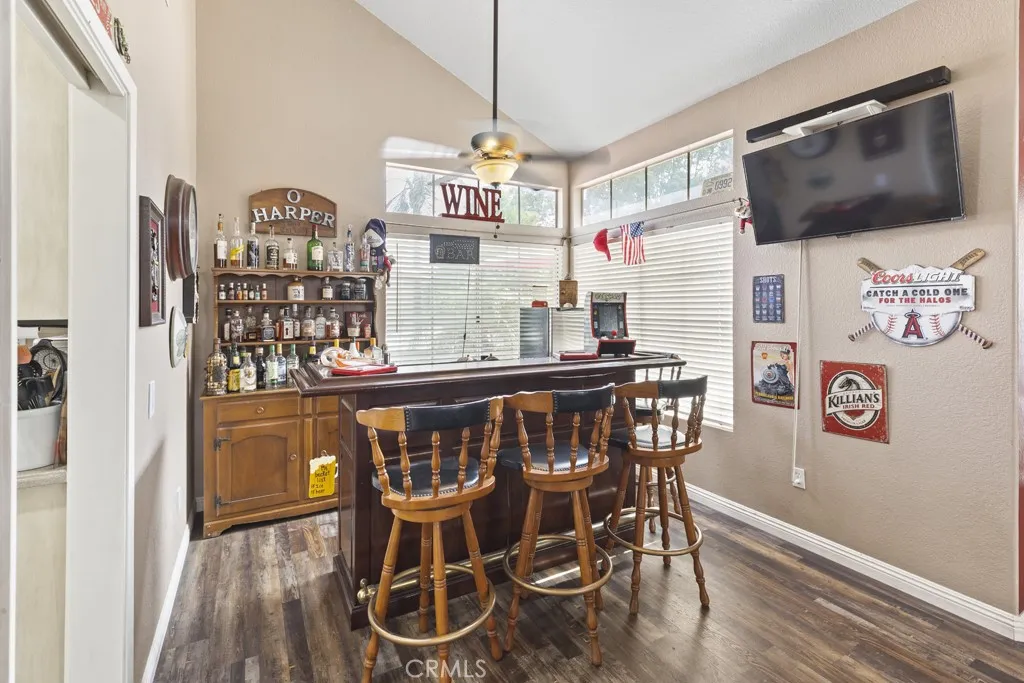 3025 Black Horse Drive, Ontario, California 91761 home-pic-7