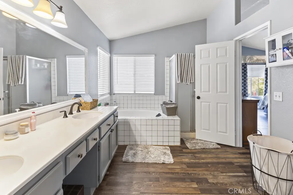 3025 Black Horse Drive, Ontario, California 91761 home-pic-34