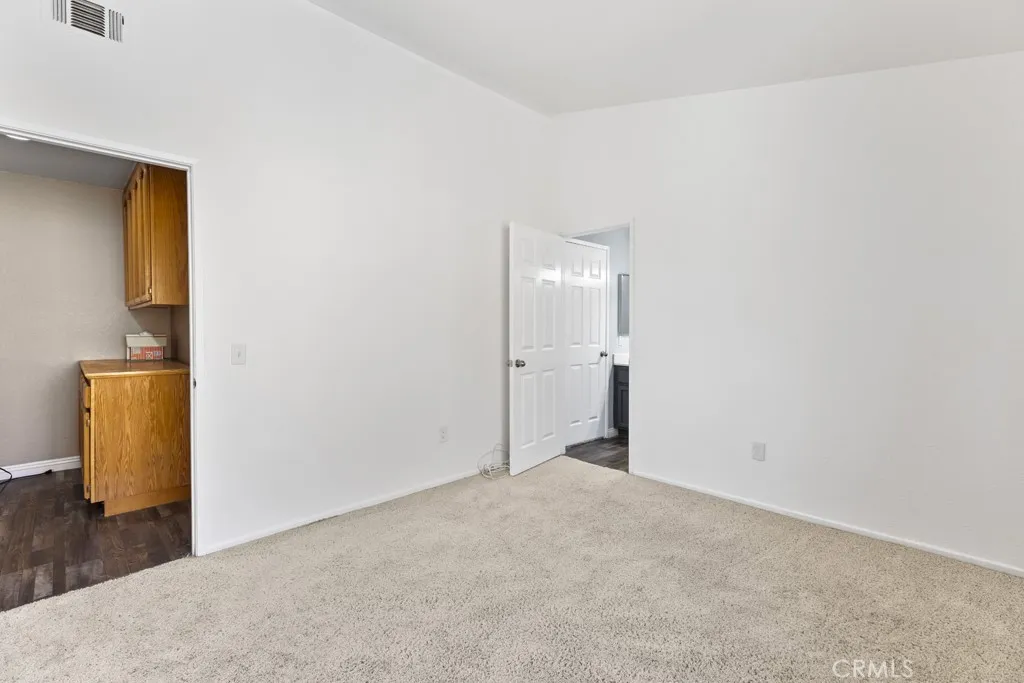 3025 Black Horse Drive, Ontario, California 91761 home-pic-38