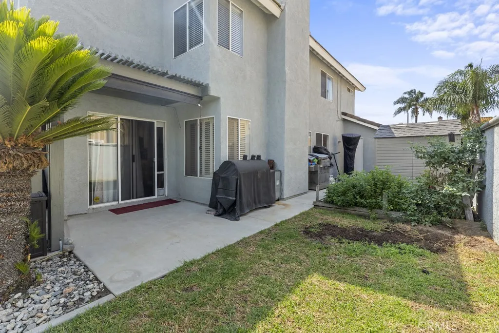 3025 Black Horse Drive, Ontario, California 91761 home-pic-58