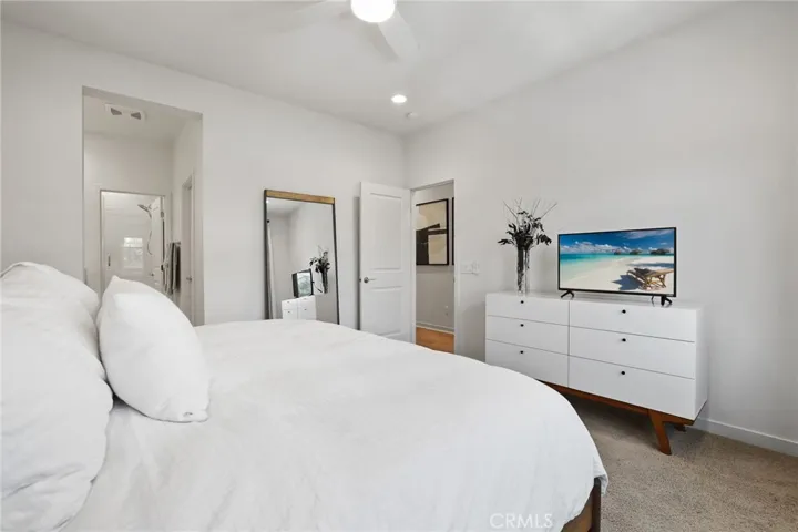 305 Blackrock, Lake Forest, California 92610