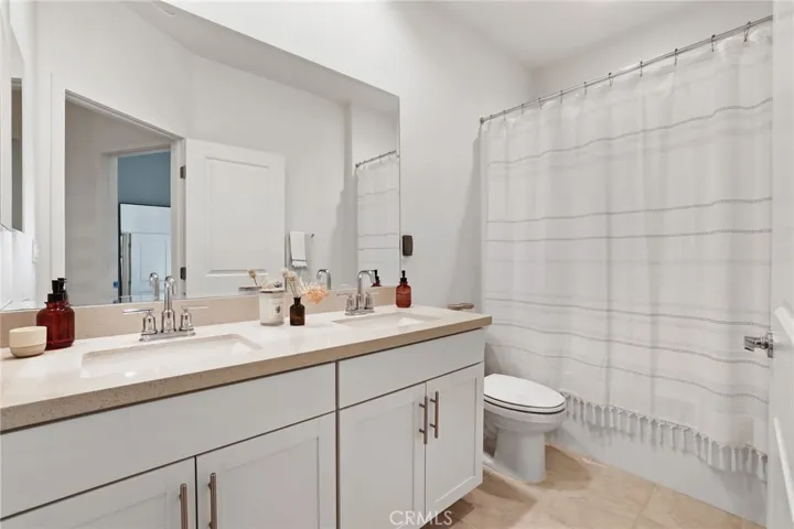305 Blackrock, Lake Forest, California 92610