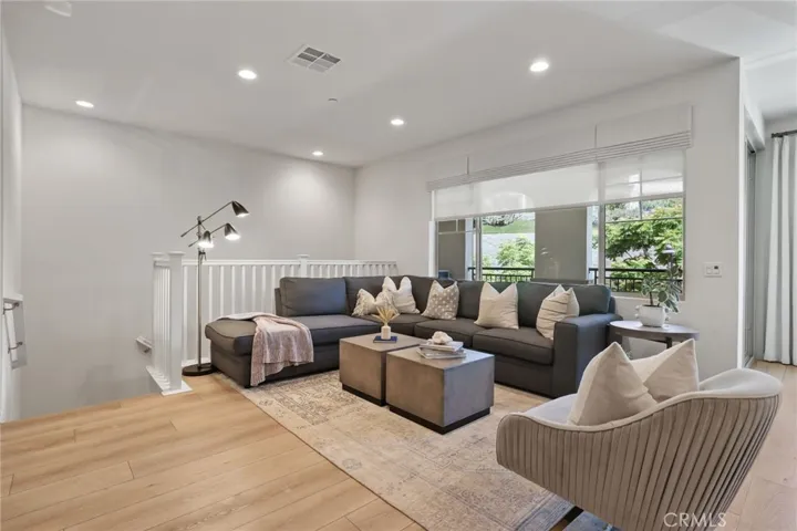 305 Blackrock, Lake Forest, California 92610