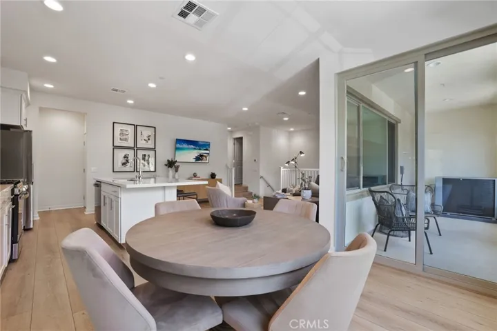 305 Blackrock, Lake Forest, California 92610