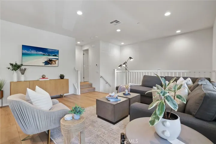 305 Blackrock, Lake Forest, California 92610