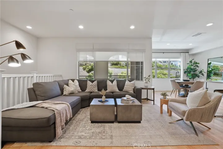 305 Blackrock, Lake Forest, California 92610