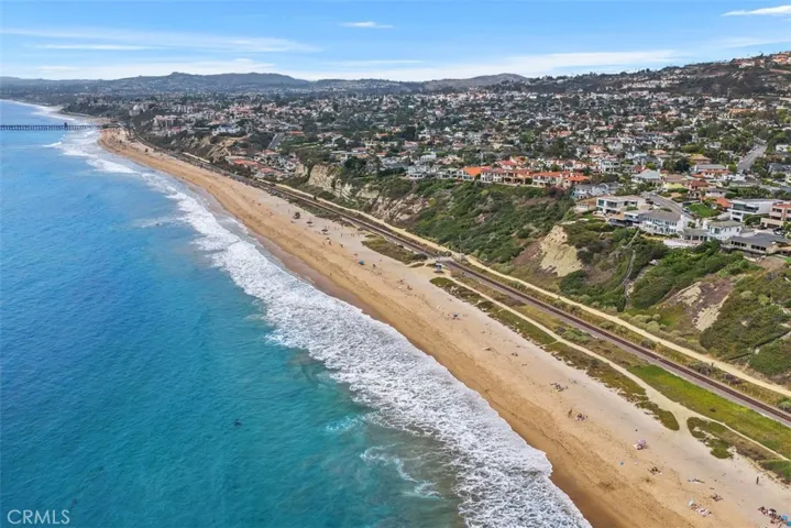 Coastal view north, San Clemente Pier and Dana Point.