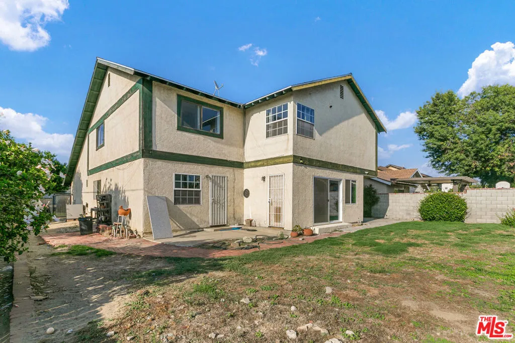 6703 Poinsettia Court, Chino, California 91710 home-pic-31