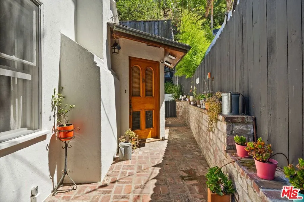 8410 Kirkwood Drive, Los Angeles, California 90046 home-pic-39