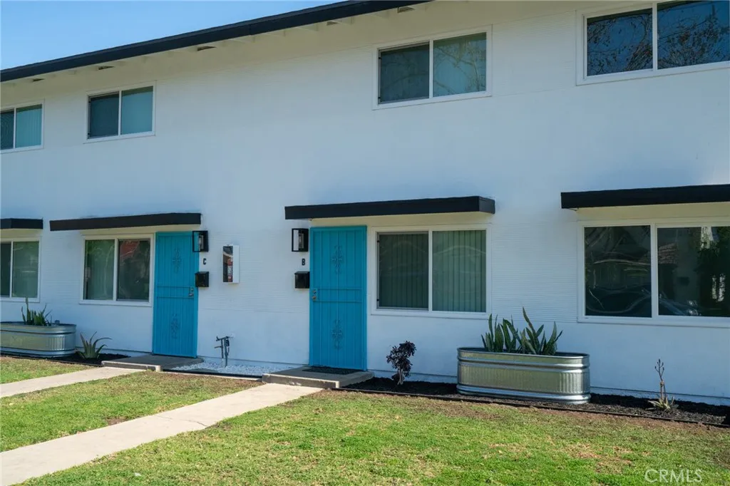 2709 S Baker Street, Santa Ana, California 92707 home-pic-6