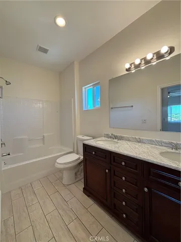 324 Faith Circle, Perris, California 92570
