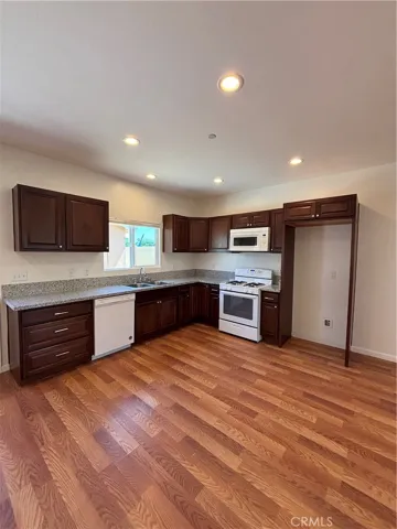 324 Faith Circle, Perris, California 92570