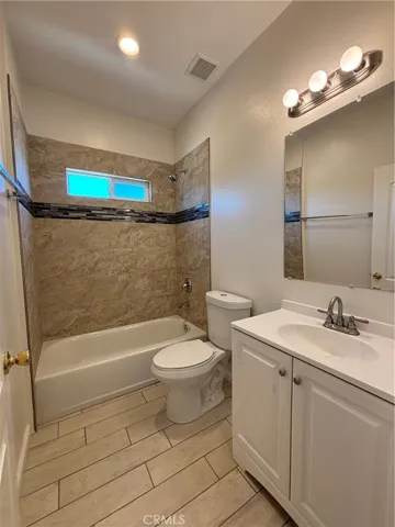 324 Faith Circle, Perris, California 92570