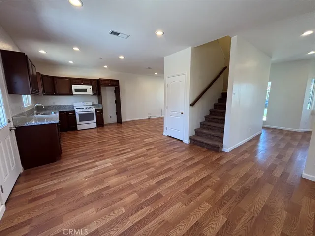 324 Faith Circle, Perris, California 92570