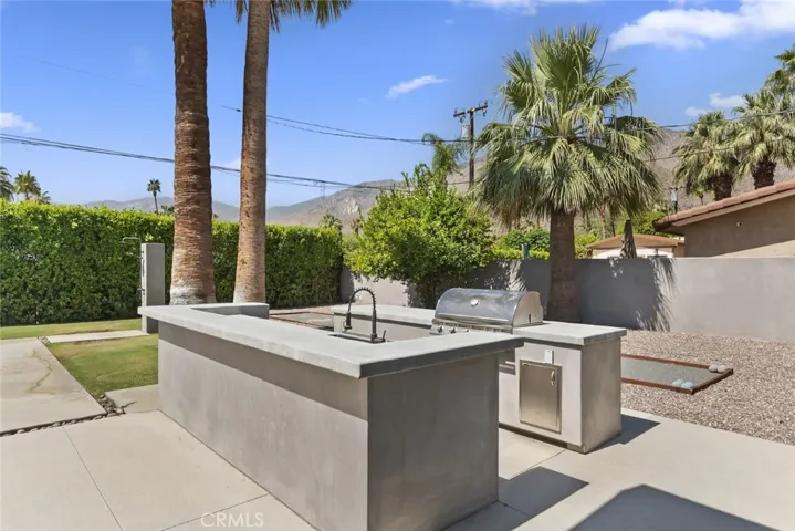 675 E Mesquite Avenue, Palm Springs, California 92264