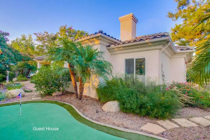 1495 Meredith Road, Fallbrook, California 92028