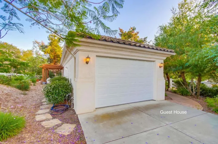 1495 Meredith Road, Fallbrook, California 92028