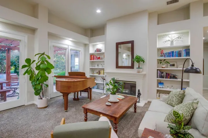 1495 Meredith Road, Fallbrook, California 92028